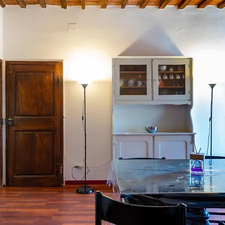 Apartment Un *